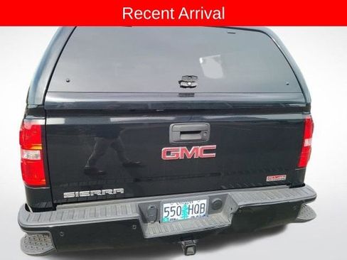 Used 2015 GMC Sierra 1500 SLE w/ All-Terrain Package image 6