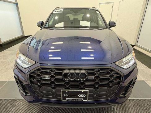 Certified 2025 Audi Q5 2.0T Premium w/ Convenience Plus Package AWD/4WD image 7