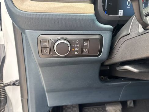 Used 2025 Ford Maverick Lariat AWD/4WD image 25