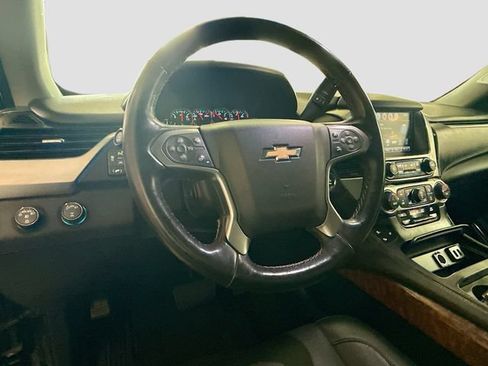Used 2018 Chevrolet Tahoe Premier AWD/4WD image 12