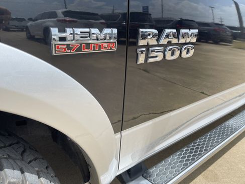Used 2016 RAM 1500 Laramie RWD image 12