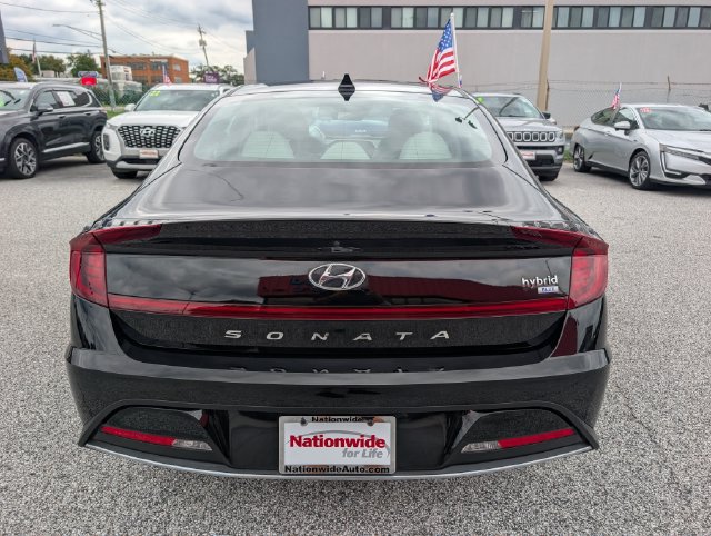 Used 2023 Hyundai Sonata Blue FWD image 4