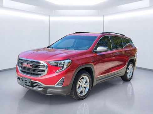 Used 2018 GMC Terrain SLE w/ Driver Convenience Package AWD/4WD image 2