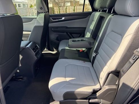 New 2026 Volkswagen Atlas Cross Sport SEL R-Line AWD/4WD image 28