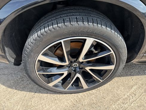 Used 2024 Volvo XC90 B6 Plus w/ Protection Package Premier AWD/4WD image 8