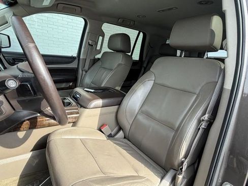 Used 2015 Chevrolet Tahoe LT w/ Luxury Package image 13