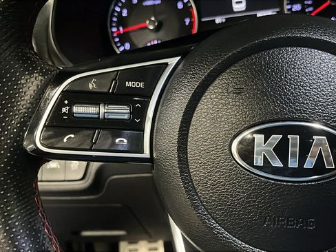 Used 2020 Kia Forte GT FWD image 12
