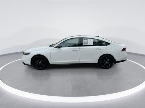 Used 2025 Honda Accord SE image 5