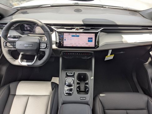 New 2026 Jeep Cherokee Limited AWD/4WD image 13