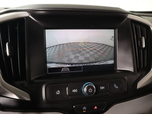 Used 2024 GMC Terrain SLE w/ Driver Convenience Package FWD image 6