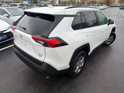 Certified 2025 Toyota RAV4 XLE AWD/4WD image 5
