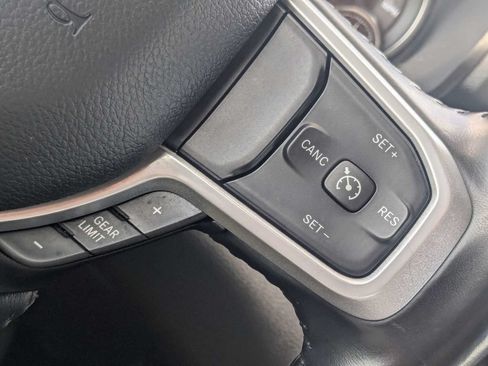 Used 2021 RAM 1500 Big Horn AWD/4WD image 30