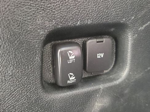 Used 2018 Ford Edge SEL w/ Equipment Group 201A FWD image 10