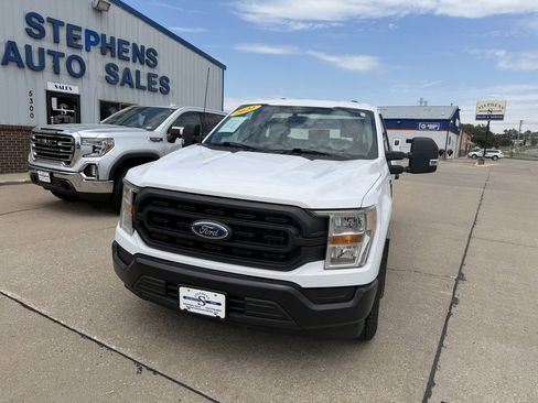 Used 2022 Ford F150 XL w/ Trailer Tow Package RWD image 2