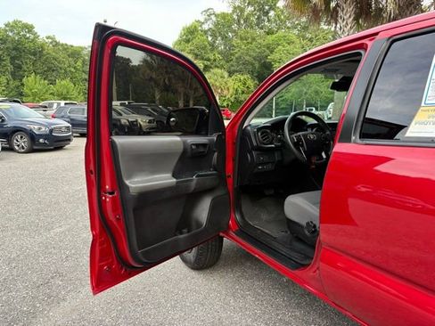 Used 2021 Toyota Tacoma SR w/ SR Convenience Package RWD image 9