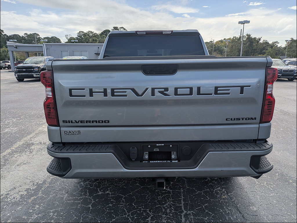 Used 2025 Chevrolet Silverado 1500 Custom w/ Turbomax Blackout Package RWD image 8
