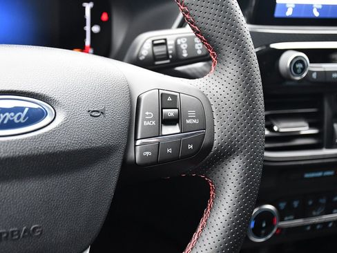 New 2026 Ford Escape ST-Line w/ Cold Weather Package image 34