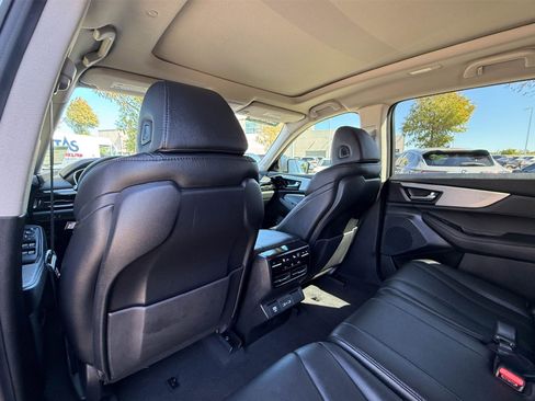 Certified 2024 Acura MDX SH-AWD image 12