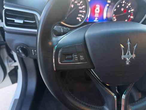 Used 2015 Maserati Ghibli RWD image 20