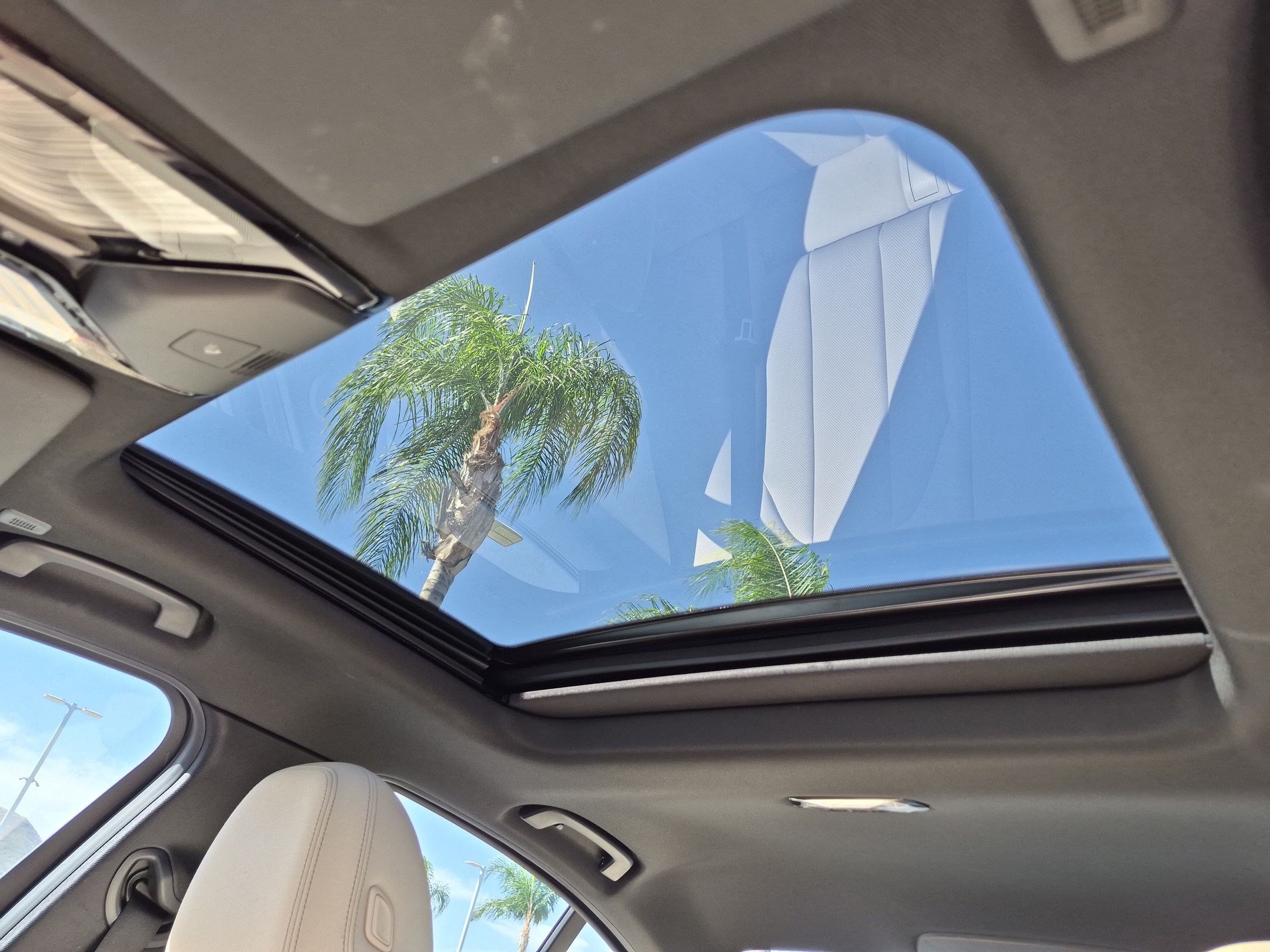 Certified 2023 BMW 330i Sedan w/ Premium Package RWD image 28