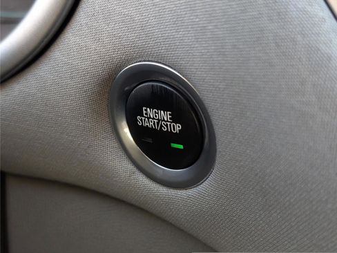 Used 2022 Chevrolet Malibu LT image 24