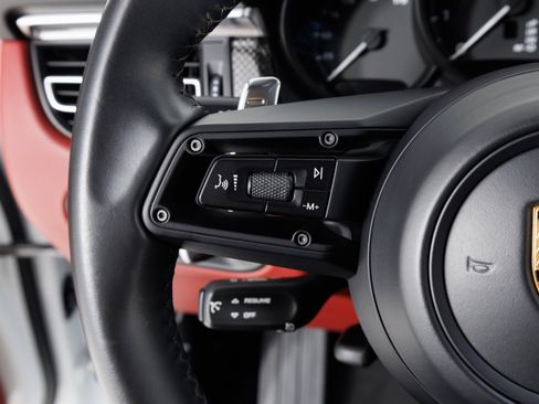 Used 2022 Porsche Macan GTS AWD/4WD image 24