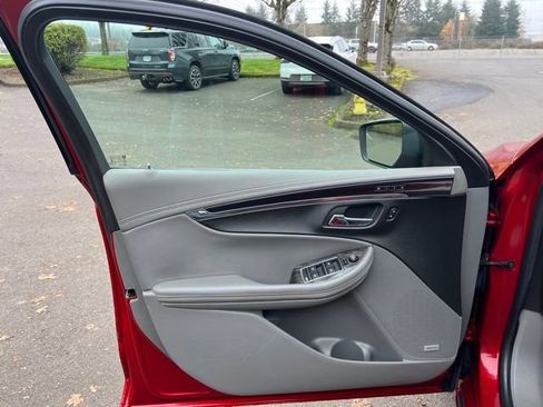 Used 2014 Chevrolet Impala LTZ image 14