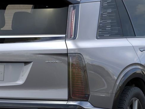 New 2026 Cadillac Vistiq Premium Luxury AWD/4WD image 11