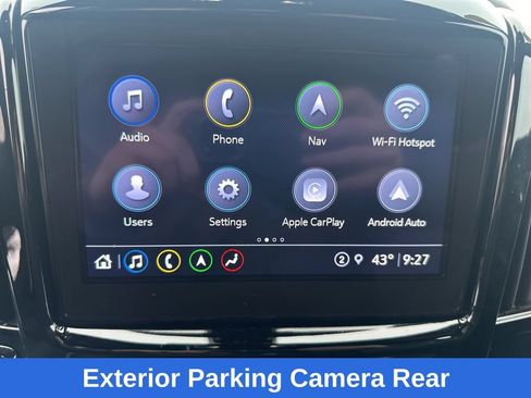 Used 2023 Chevrolet Traverse RS AWD/4WD image 15