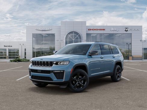 New 2026 Jeep Grand Cherokee L Limited AWD/4WD image 1