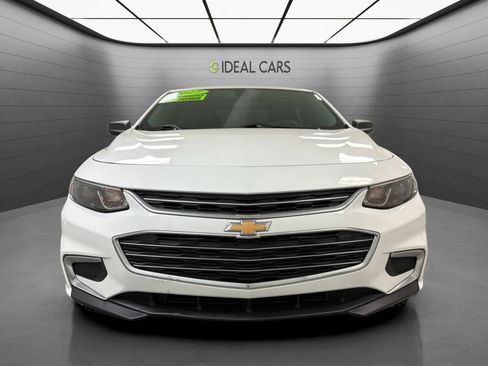 Used 2017 Chevrolet Malibu LS w/ LPO, Convenience Package 2 FWD image 2