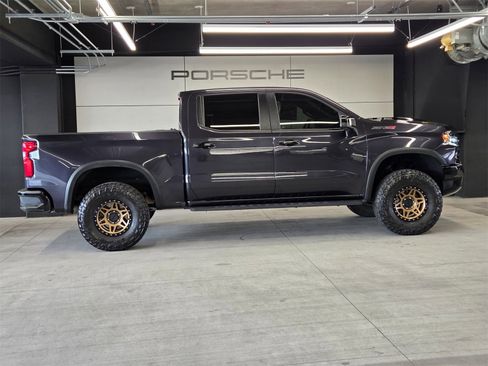 Used 2022 Chevrolet Silverado 1500 ZR2 w/ Technology Package image 25