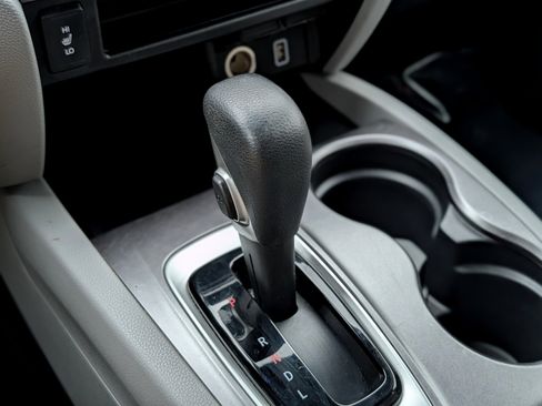 Used 2019 Honda Ridgeline RTL image 17