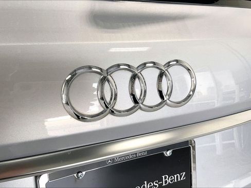 Used 2022 Audi Q7 3.0T Premium Plus w/ Premium Plus Package AWD/4WD image 30