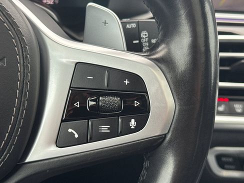 Used 2020 BMW X5 M50i w/ Executive Package image 28