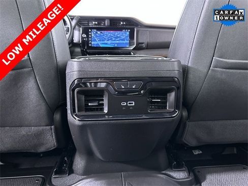 Used 2025 GMC Sierra 2500 AT4 image 22