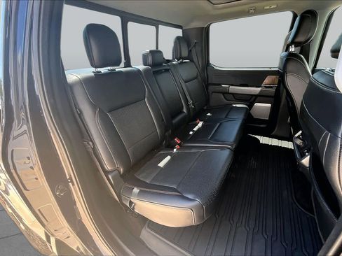 Used 2021 Ford F150 Lariat w/ Equipment Group 502A High AWD/4WD image 19