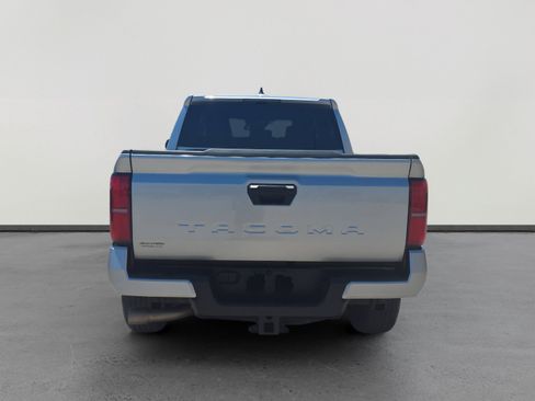Used 2024 Toyota Tacoma TRD Sport RWD image 4