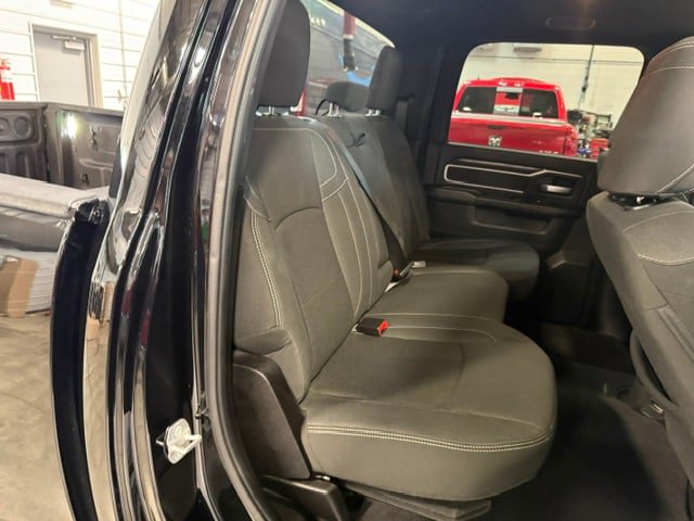 Used 2025 RAM 2500 Big Horn AWD/4WD image 16