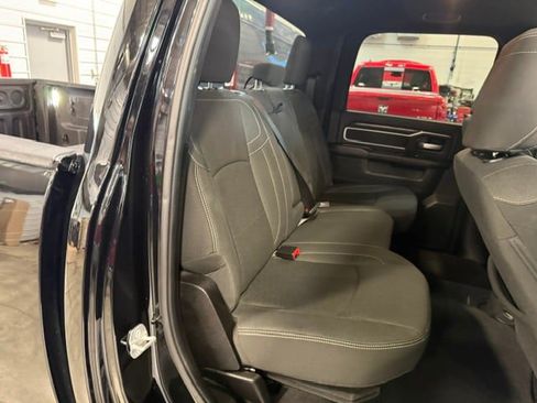 Used 2025 RAM 2500 Big Horn AWD/4WD image 16