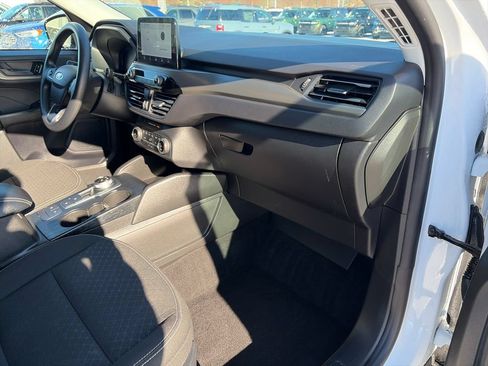 Used 2025 Ford Escape Active FWD image 14
