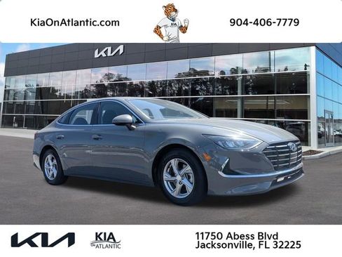 Used 2022 Hyundai Sonata SE w/ Cargo Package FWD image 1