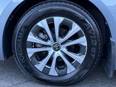 Used 2021 Toyota Corolla LE image 7