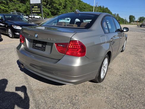 Used 2010 BMW 328i xDrive Sedan AWD/4WD image 10