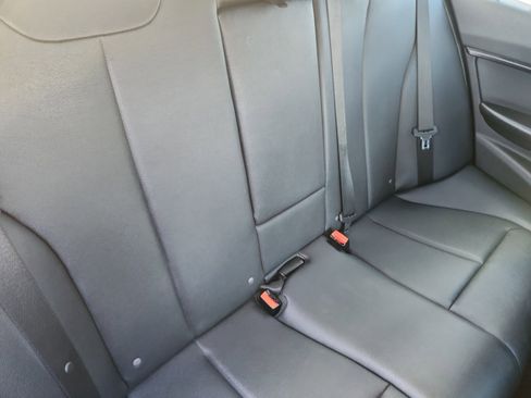 Used 2015 BMW 320i Sedan image 19