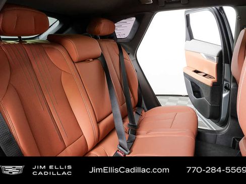 New 2026 Cadillac Optiq Luxury 2 RWD image 22