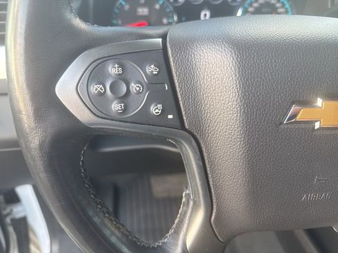 Used 2019 Chevrolet Suburban Premier image 19