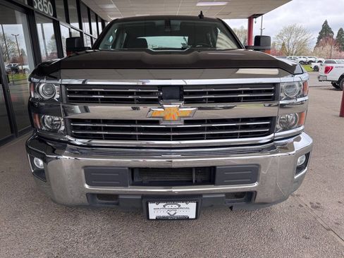 Used 2016 Chevrolet Silverado 2500 LT w/ LT Convenience Package AWD/4WD image 2