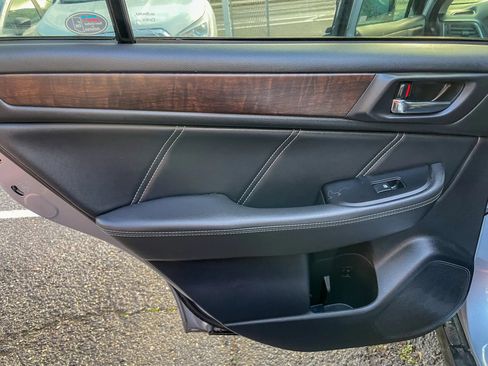 Used 2019 Subaru Outback 2.5i Limited w/ Popular Package #2 AWD/4WD image 29