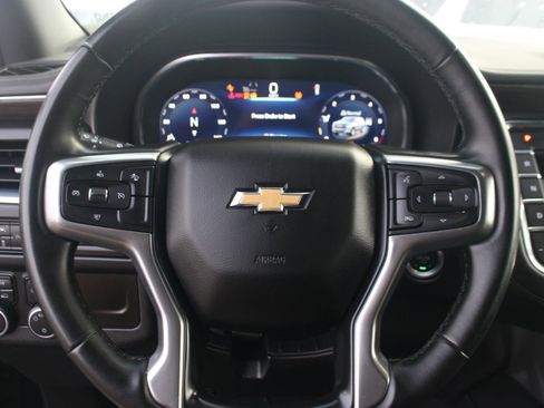 Used 2023 Chevrolet Suburban LT AWD/4WD image 19